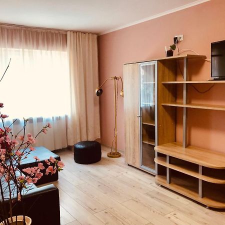 Арт Квартира В Центрі Міста Oujhorod Extérieur photo